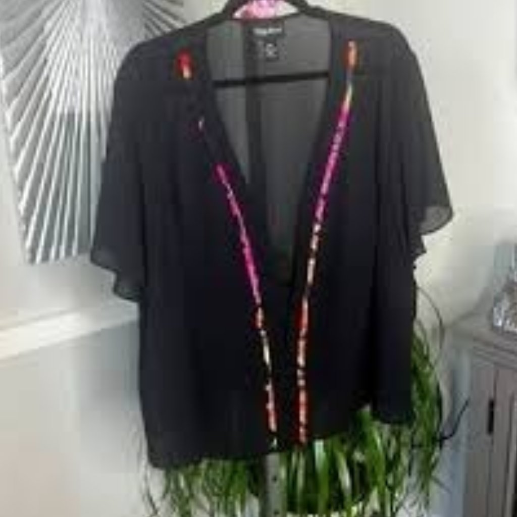 Maggie Barnes Black Blouse Sz 20 W Brand New